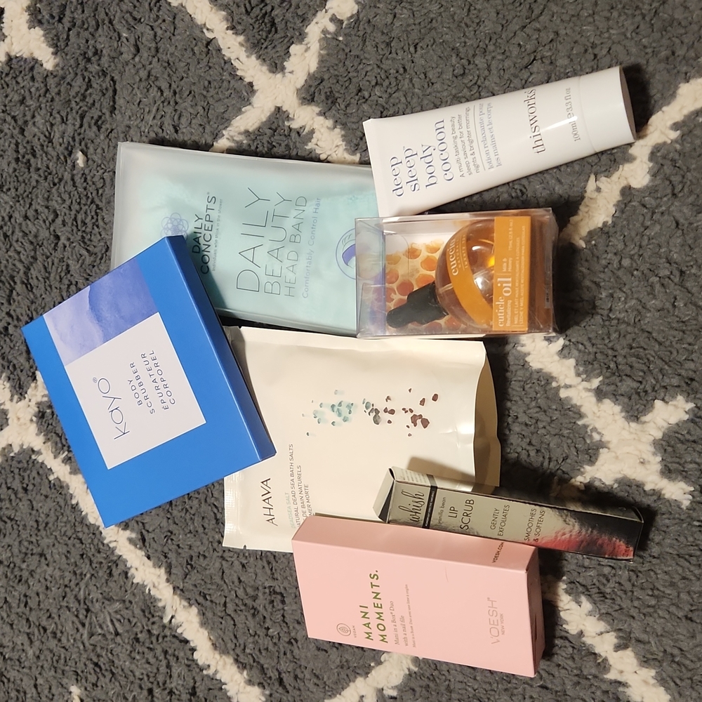 Skin care kit. Brand new